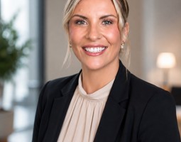 Beth Le Cheminant 